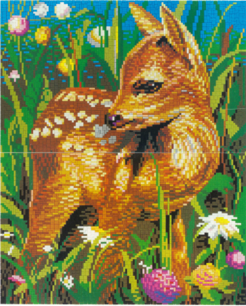 41250-A Mosaikbild: Rehkitz zwischen Gräsern und Blumen